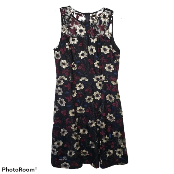 Donna Morgan Embroidered Mesh Midi Dress Black Size 12 - Picture 5 of 7